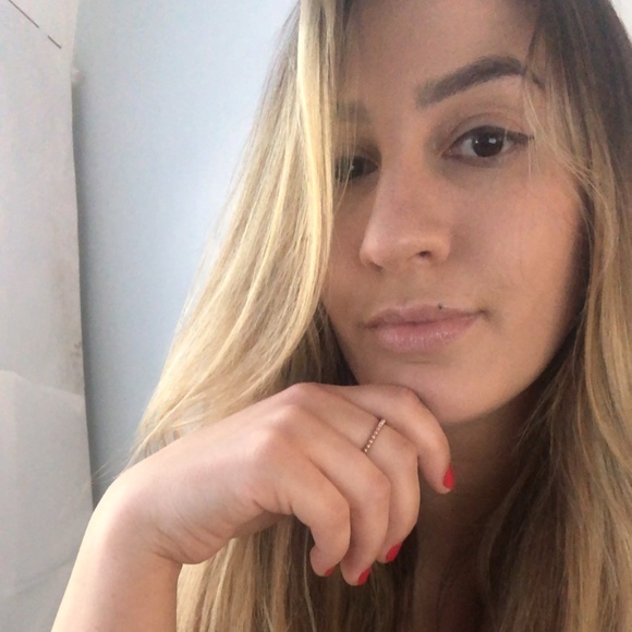 Meet your Posher, Emily veronica - Picture 1 of 1